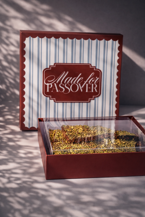 TOFFEE BOX